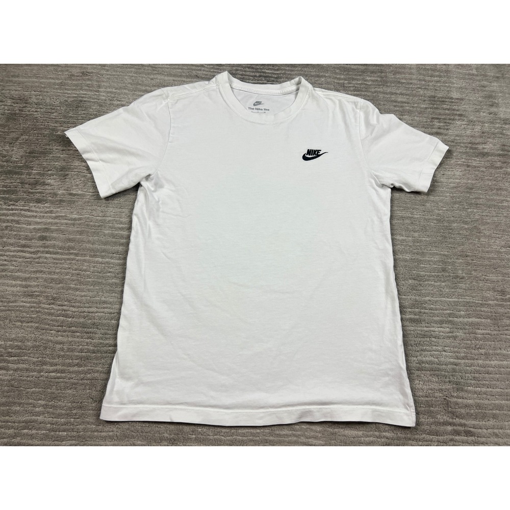 Nike T-Shirt Mens Small White AR4997-101 Sportswear Essential Futura Logo Tee